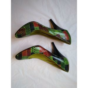 Rouqe Snake Print Shoes Size 7.5